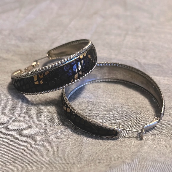 Snake Print Hoop Earrings. - Picture 1 of 5